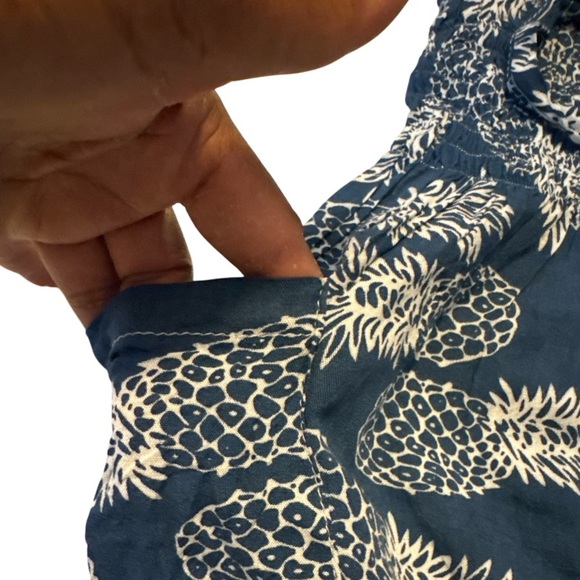 Navy and White Pineapple Print 2pc Set Size Small - Picture 4 of 7
